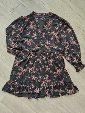 Ever New Curve Sheer Blouson Sleeve Floral V Neck Tiered Midi Dress, size 22‎